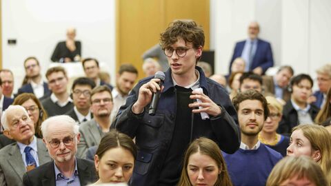 Das Ostbelgien-Modell – Demokratische Erneuerung im Herzen Europas Das Ostbelgien-Modell – Demokratische Erneuerung im Herzen Europas